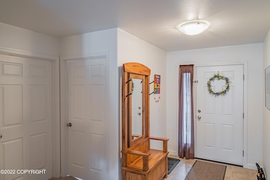 Spacious Entry Area