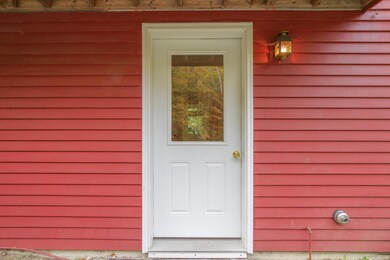 44 Ledges Lane 04-(ZF-8033-92942-1-004)