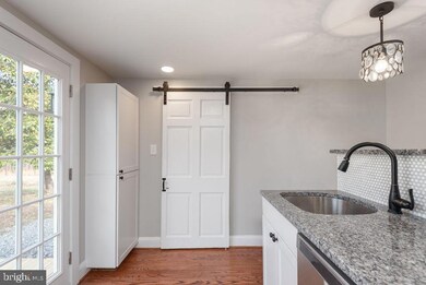 10734 Catharpin Rd, Spotsylvania, VA 22553 - photo 4