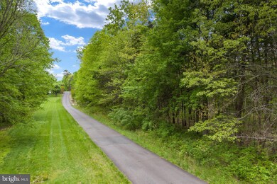 5400 Chandley Farm Ct, Centreville, VA 20120 - photo 5