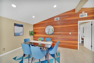 269 Bowling Green Dr, Costa Mesa, CA 92626 - photo 4