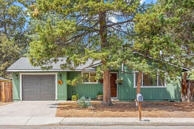 801 SE Polaris Ct, Bend, OR 97702 - photo 2