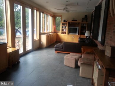 310 Springloch Rd, Silver Spring, MD 20904 - photo 4