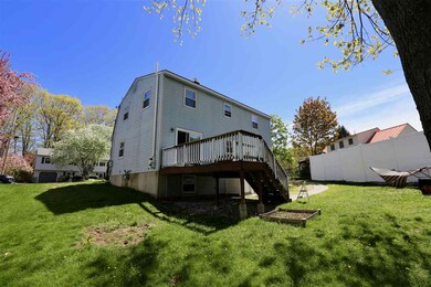 445 Blevens Dr, Manchester, NH 03104 - photo 2