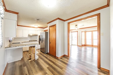 616 Beatrice St, Houma, LA 70363 - photo 6