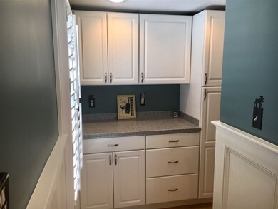 39 School St, Lincoln, NH 03251 - photo 5