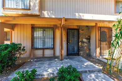 1372 Lorilyn Ave unit 3, Las Vegas, NV 89119 - photo 2