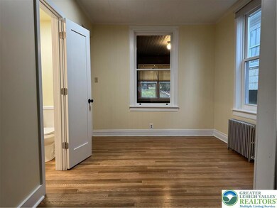 149 S Main St, Nazareth, PA 18064 - photo 4