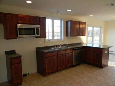 935 N Broadway, Haverhill, MA 01832 - photo 5