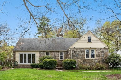 123 Moreland St, Worcester, MA 01609 - photo 2