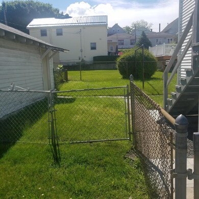 519 Beech St, Scranton, PA 18505 - photo 2