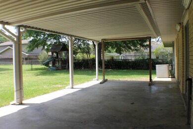 1321 Faris Ave, Eunice, LA 70535 - photo 4