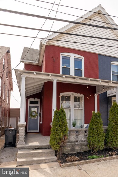 546 N 3rd St, Columbia, PA 17512 - photo 3