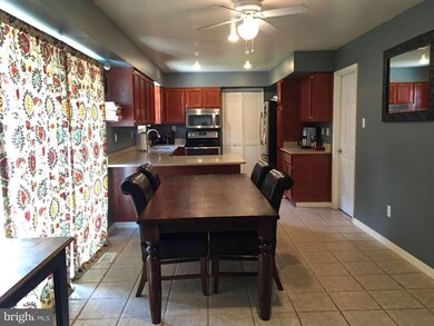 3804 Winchester Ln, Bowie, MD 20715 - photo 7