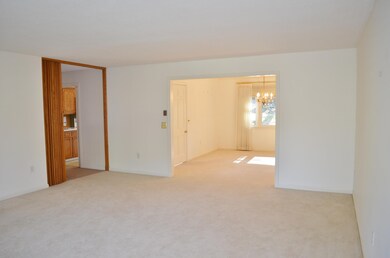 33 Leroi Dr, Pittsfield, MA 01201 - photo 3
