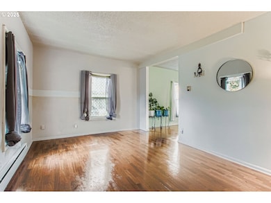 1549 N Blandena St, Portland, OR 97217 - photo 6