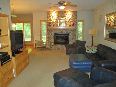 6422 Shady Bend Rd, Verona, WI 53593 - photo 2