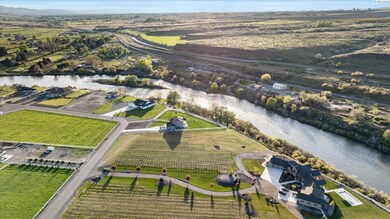 NKA W Island View Dr, Prosser, WA 99350 - photo 2