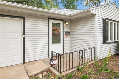 1240 SW 31st St, Topeka, KS 66611 - photo 3