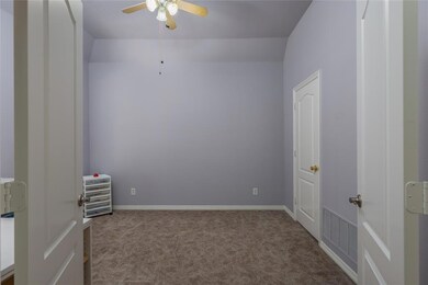 8632 Summer Tree Ln, North Richland Hills, TX 76180 - photo 7