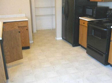 3010 Weald St, Whiteland, IN 46184 - photo 4