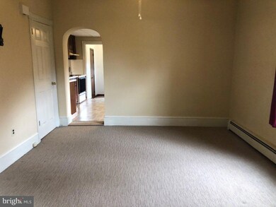 712 W 4th St, Lansdale, PA 19446 - photo 4