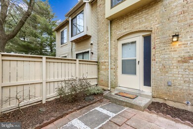 9314 Jarrett Ct, Montgomery Village, MD 20886 - photo 6