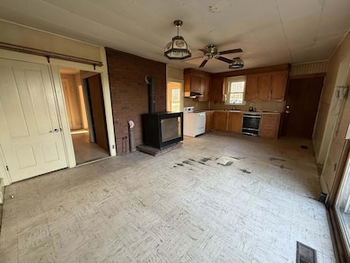 640 Lower St, Turner, ME 04282 - photo 5