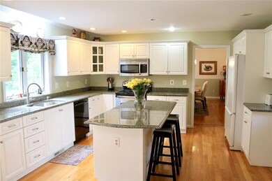 8 Highlander Dr, North Hampton, NH 03862 - photo 2