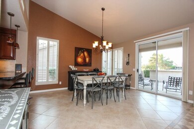 6 Dining Room