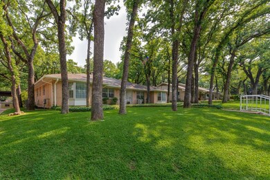 712 King Dr, Bedford, TX 76022 - photo 4