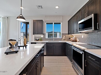 111 Yellow Birch Ln, Piru, CA 93040 - photo 5