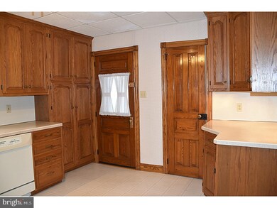 205 E 6th St, Red Hill, PA 18076 - photo 5