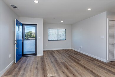 1847 N Hollywood Way unit 201, Burbank, CA 91505 - photo 3