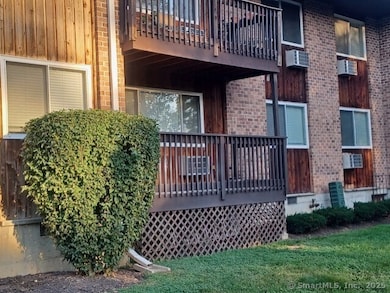 333 Vincellette St unit 152, Bridgeport, CT 06606 - photo 3