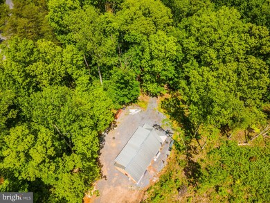 220 Haymaker Rd, Hedgesville, WV 25427 - photo 6