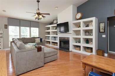 611 Glen Brook Ct, Lake Saint Louis, MO 63367 - photo 6