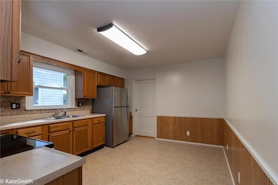 608 Wesley Dr, Farmington, MO 63640 - photo 5