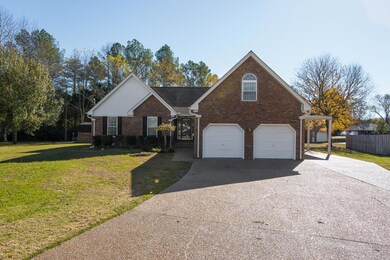 Beautiful Home on cul de sac
