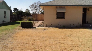 899 N Woods St, Porterville, CA 93257 - photo 3