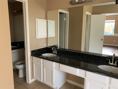 8910 Inwood North Dr, Houston, TX 77088 - photo 2