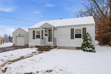 179 Cedar St, Ludlow, MA 01056 - photo 3