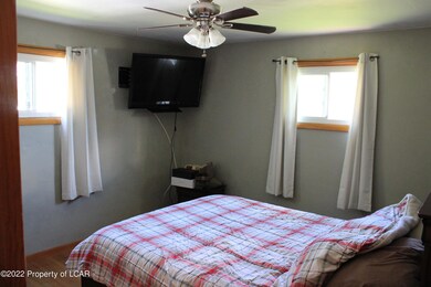 322 Tate St, Taylor, PA 18517 - photo 5