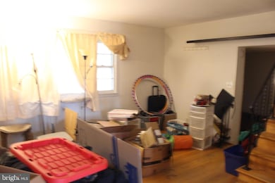 17805 Lyda Ln, Dumfries, VA 22026 - photo 6