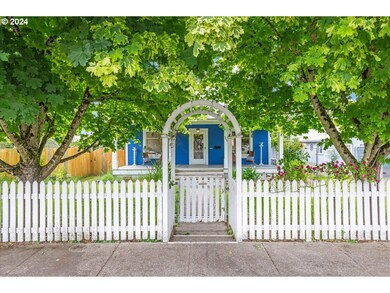 368 SW 3rd Ave, Canby, OR 97013 - photo 3