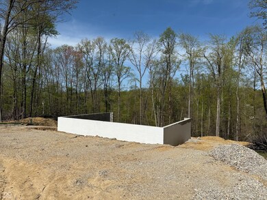 8448 E Dobbs Cemetary Rd, Columbus, IN 47201 - photo 5