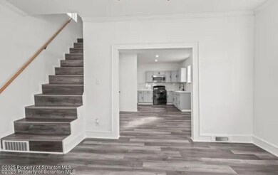 418 E Elm St, Scranton, PA 18505 - photo 7