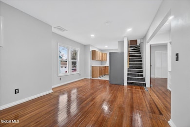 19 Cromer Ave, Schenectady, NY 12304 - photo 4