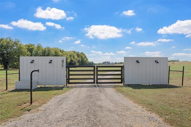 477 Wolf Creek Rd, Lorena, TX 76655 - photo 4
