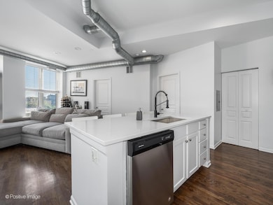 60657 Lofts Condominiums unit 418, Chicago, IL 60657 - photo 4